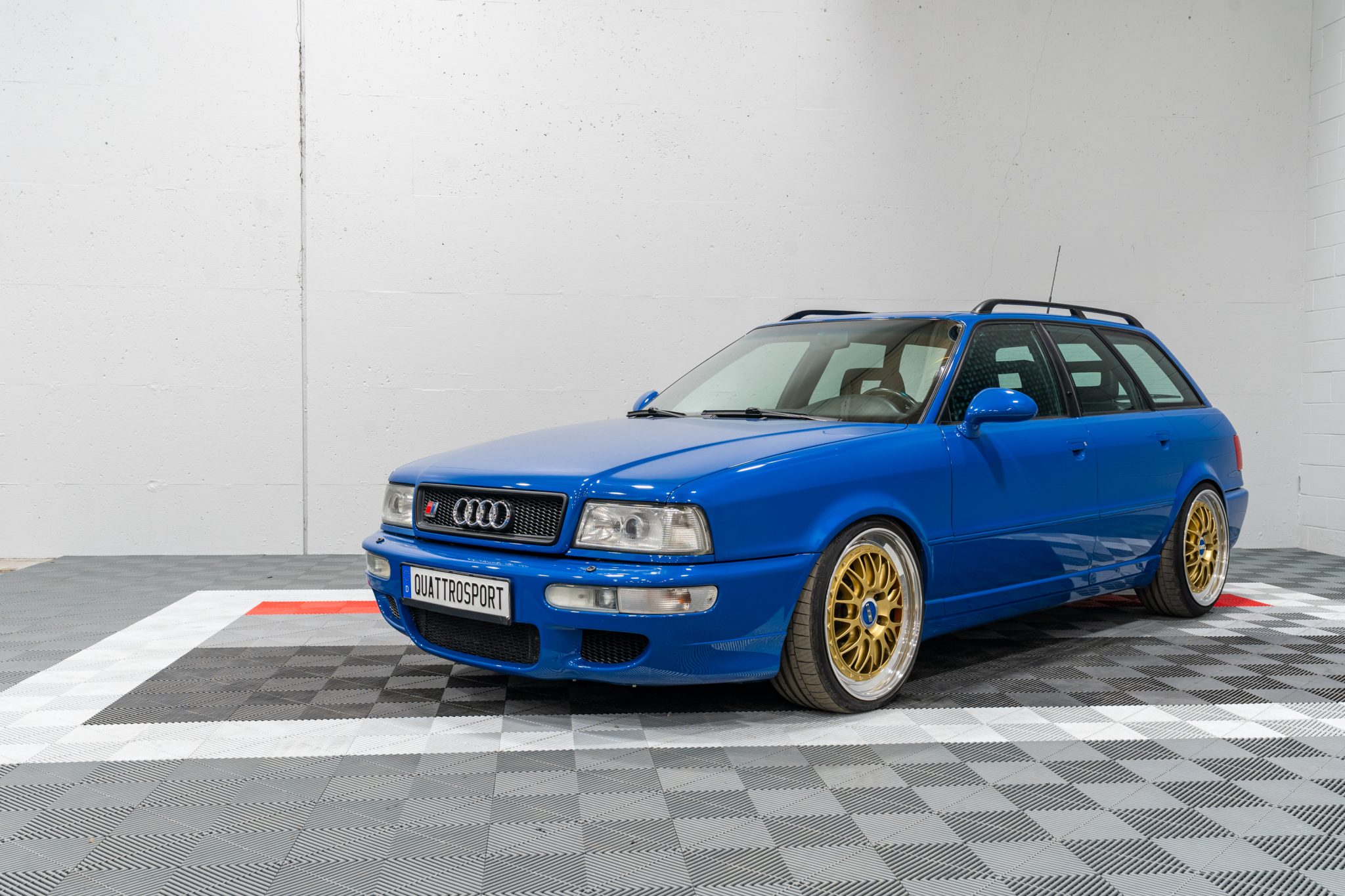 Audi RS2 Avant 1996 – Ikonischer Hochleistungs-Vintage-Sportkombi von Audi