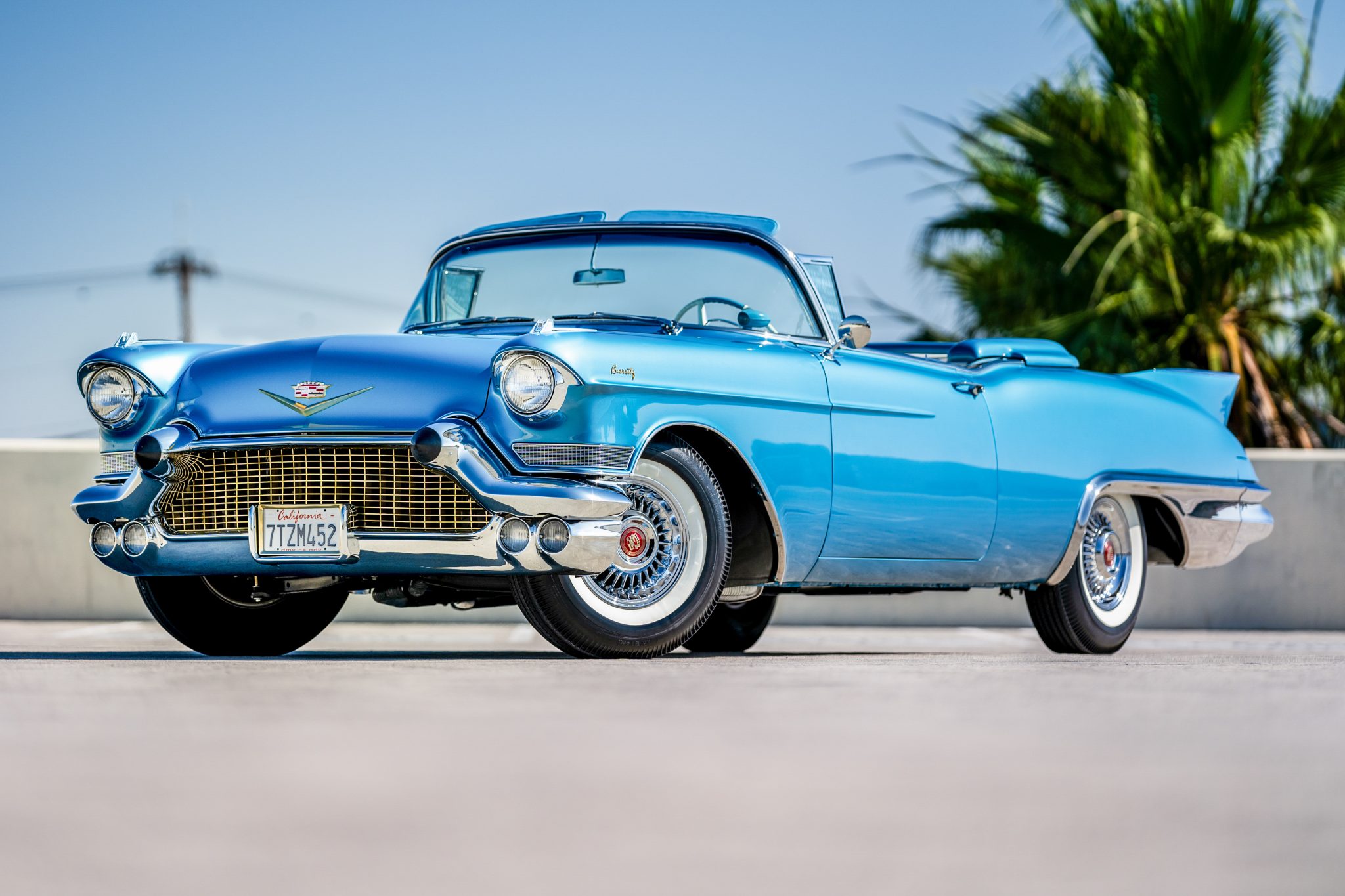 Top 14 Vintage Cadillac Classic Cars – Iconic American Luxury and Style